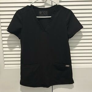 Figs three pocket top